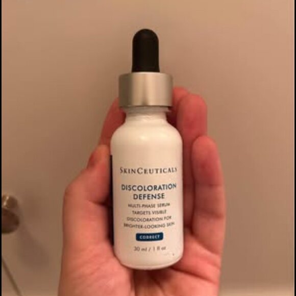 SkinCeuticals Discoloration Defense